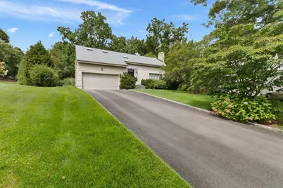 86 Coachlamp Lane, Stamford, CT 06902 - Photo 1