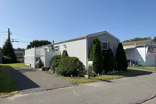 7 Montauk Rd, East Hartford, CT 06118 - Photo 1