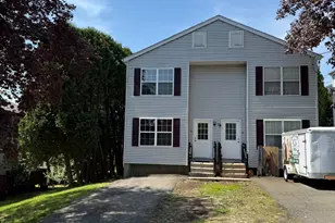 4 Trumbull St, Derby, CT 06418 - Photo 1