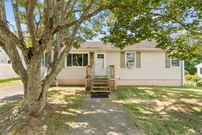 10 Cedar Street, Waterford, CT 06385 - Photo 1