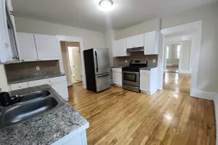 51 Wildwood Ave, Waterbury, CT 06710 - Photo 1