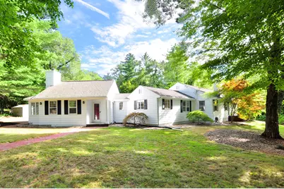 11 Oakhurst Road, Simsbury, CT 06070 - Photo 1