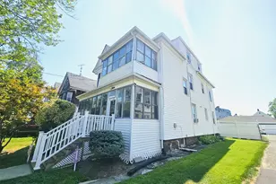 61 Preston St, Hartford, CT 06114 - Photo 1