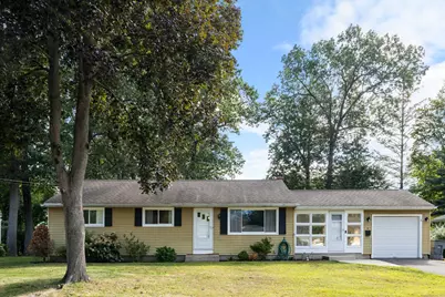 8 Ellis Road, Enfield, CT 06082 - Photo 1