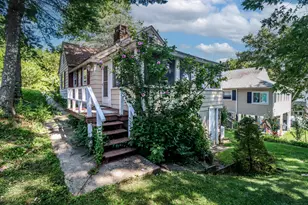 17 N Beach Dr, New Fairfield, CT 06812 - Photo 1