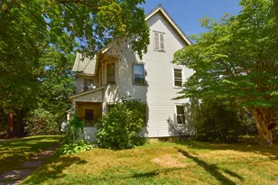 19 Russell St, Manchester, CT 06040 - Photo 1