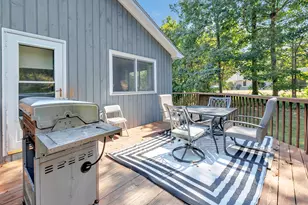 32 Adams Dr, Shelton, CT 06484 - Photo 4