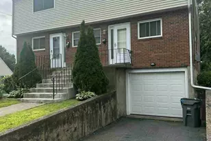 36 Irving St, Manchester, CT 06042 - Photo 1