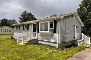 4 Major Dr, Plainfield, CT 06374 - Photo 1