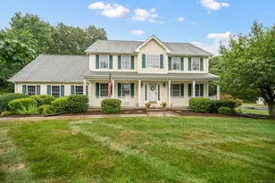 9 Michelle Ln, Windsor, CT 06095 - Photo 1