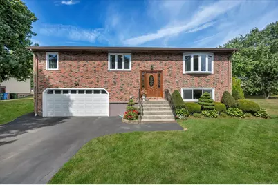 27 Cooper Hill Court, Hamden, CT 06514 - Photo 1