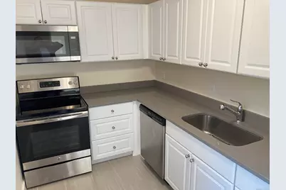 167 Heritage Hill Road #APT D, New Canaan, CT 06840 - Photo 1