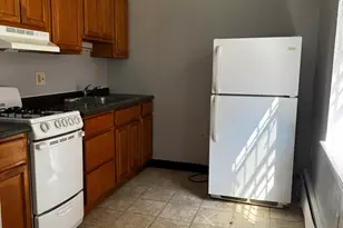 27 Congress St, Hartford, CT 06114 - Photo 1