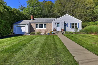 230 Curtis Drive, New Haven, CT 06515 - Photo 1