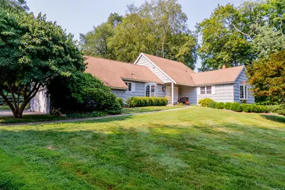 555 Haviland Road, Stamford, CT 06903 - Photo 1