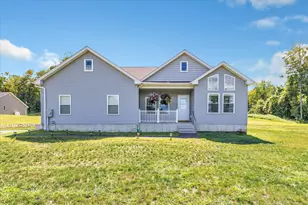 4 Brook St, Seymour, CT 06483 - Photo 1