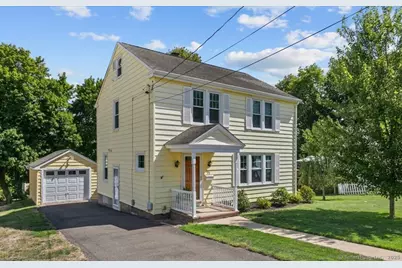 133 Pelham Avenue, Hamden, CT 06518 - Photo 1