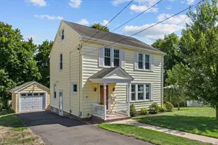 133 Pelham Ave, Hamden, CT 06518 - Photo 1