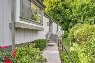 127 Heritage Vlg, Southbury, CT 06488 - Photo 1