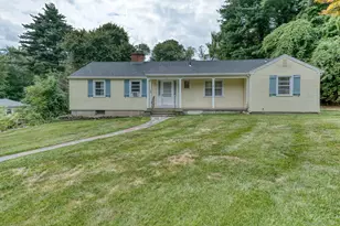 15 Grant Hill Rd, Bloomfield, CT 06002 - Photo 1