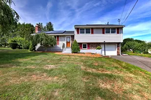 7 Columbine Ln, Beacon Falls, CT 06403 - Photo 1