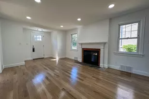 204 California St, Stratford, CT 06615 - Photo 4