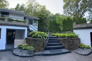 5 Old Orchard Rd, Bloomfield, CT 06002 - Photo 1