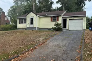 28 Entrance Rd, Milford, CT 06460 - Photo 1