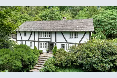 736 Old Stamford Road, New Canaan, CT 06840 - Photo 1