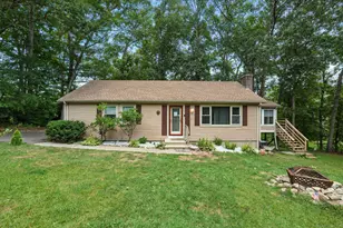 8 Sycamore Rd, East Lyme, CT 06357 - Photo 1