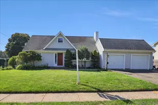 84 Scott Dr, Manchester, CT 06042 - Photo 1