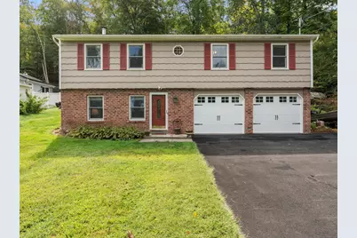 82 Lakeview Terrace, Newtown, CT 06482 - Photo 1