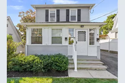 76 Plymouth Road, Stamford, CT 06906 - Photo 1