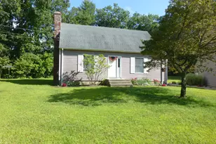 35 Tarbox Rd, Canterbury, CT 06331 - Photo 1