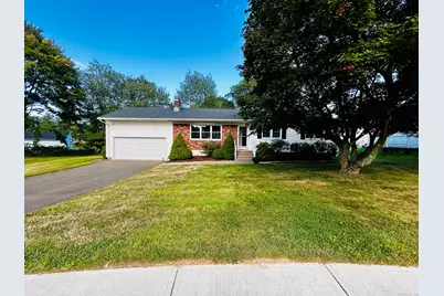 11 Grayson Circle, West Haven, CT 06516 - Photo 1