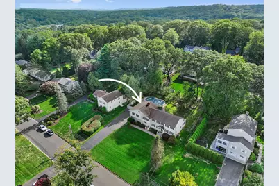 37 Lamplighter Lane, Fairfield, CT 06825 - Photo 1