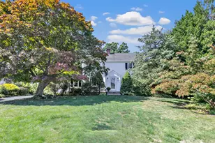 515 Cutspring Rd, Stratford, CT 06614 - Photo 1