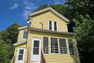 7 Ash St, Waterbury, CT 06704 - Photo 1