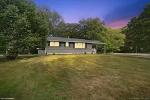 21 Jasmine Ln, Wolcott, CT 06716 - Photo 1