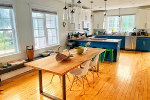 9 Bradley St, Stonington, CT 06378 - Photo 1