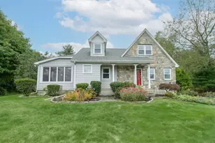 7 Carolyn Ct, North Haven, CT 06473 - Photo 1