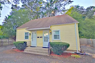 8 Howard Ct, East Hartford, CT 06108 - Photo 1