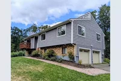 12 North Nabby Road, Danbury, CT 06811 - Photo 1