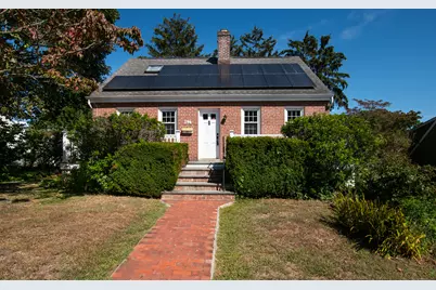 196 Woodrow Avenue, Fairfield, CT 06890 - Photo 1