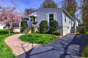 137 Harding Ave, West Haven, CT 06516 - Photo 1