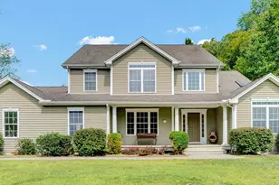 51 Fir Grove Rd, Manchester, CT 06040 - Photo 1