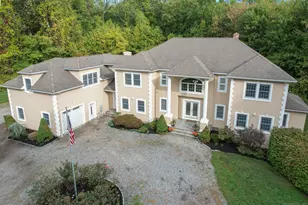 23 Hunters Way, Hamden, CT 06514 - Photo 1