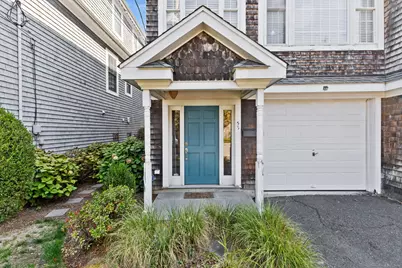 55 Thorpe Street #55, Fairfield, CT 06824 - Photo 1