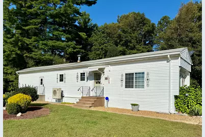 43 Parkway Drive, Thompson, CT 06262 - Photo 1
