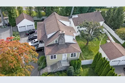 19 Urban Street, New Canaan, CT 06840 - Photo 1